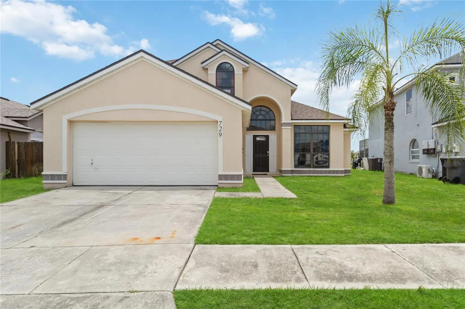 729 Downing Circle, FL