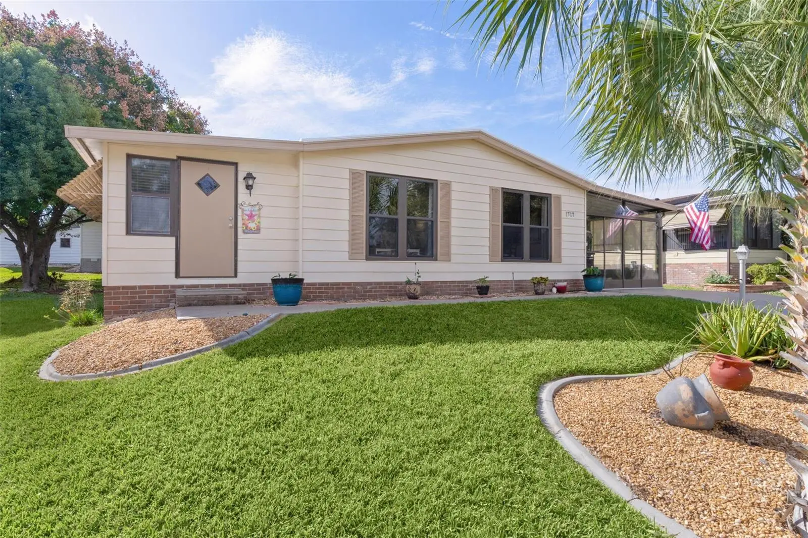 1717 Palm Aire Drive, FL