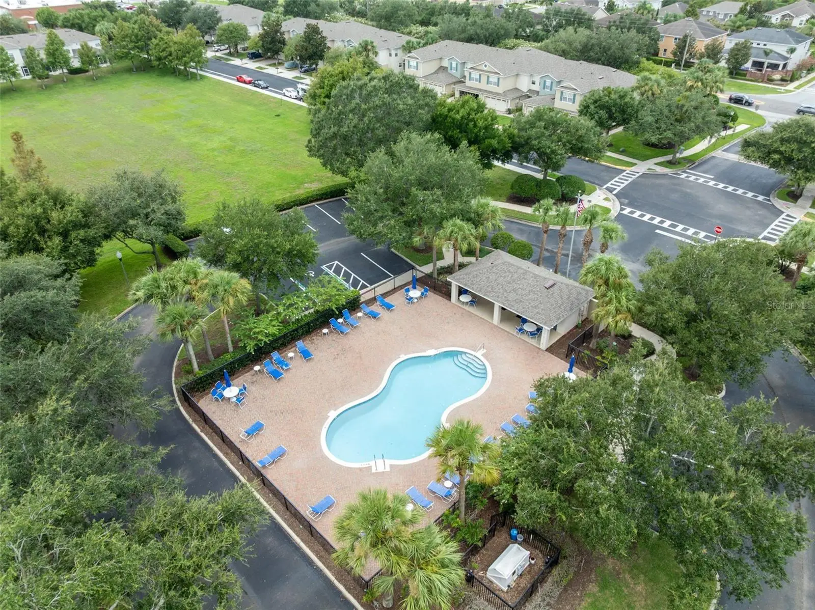 1327 Priory Circle, FL