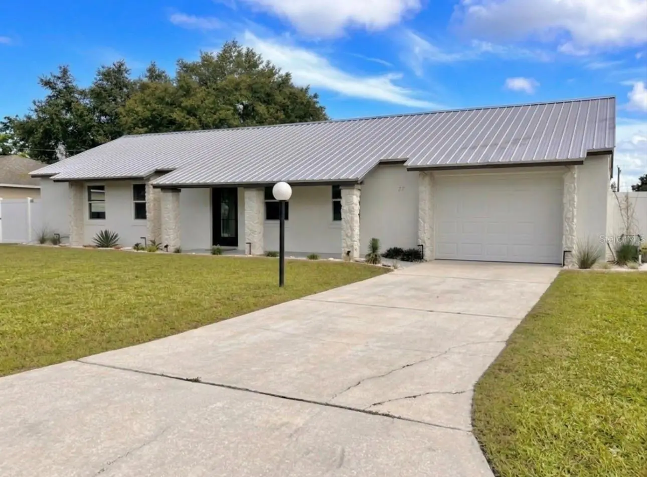 77 Freeport Lane, FL
