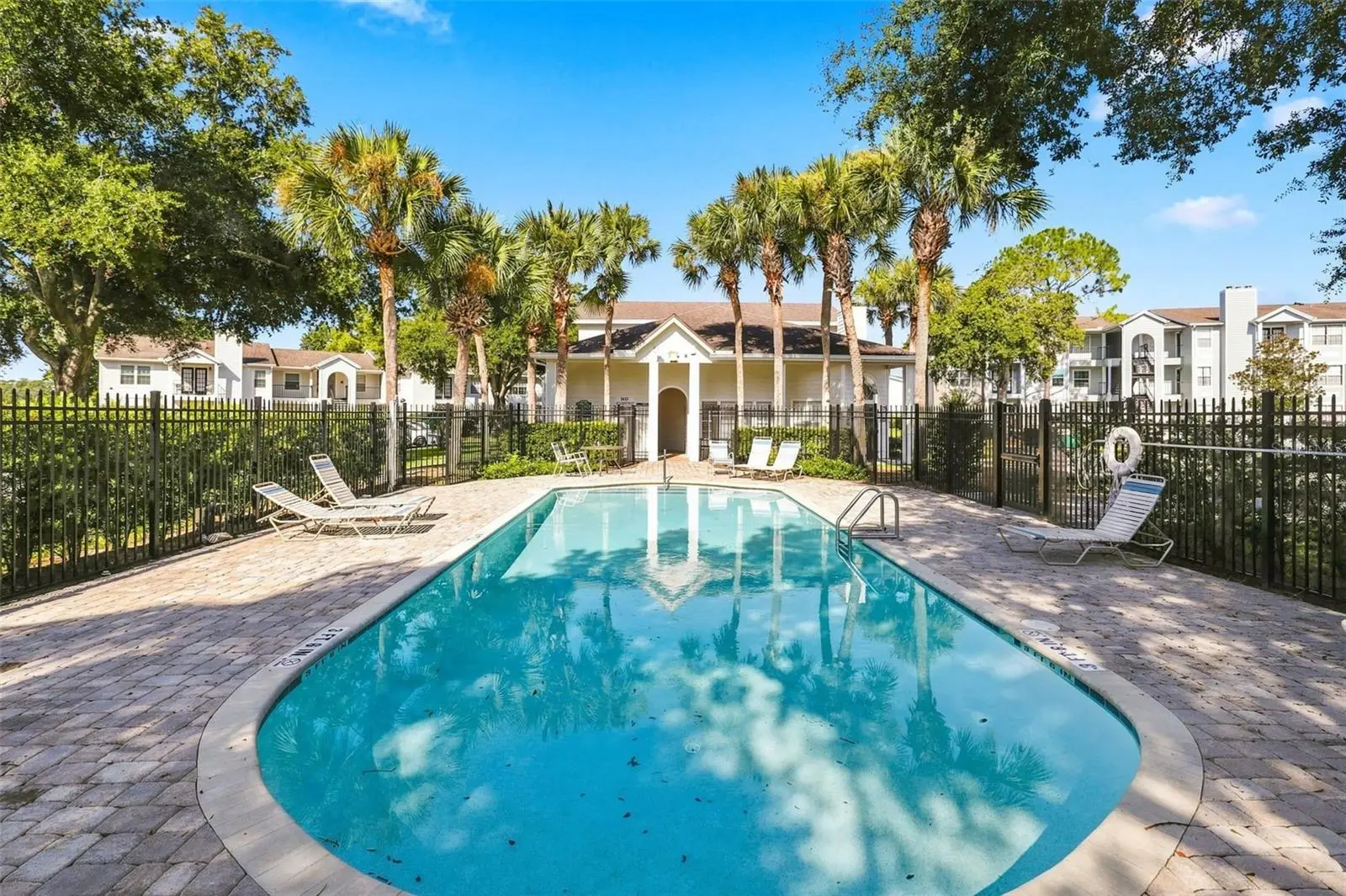 2550 Alafaya Trail, FL