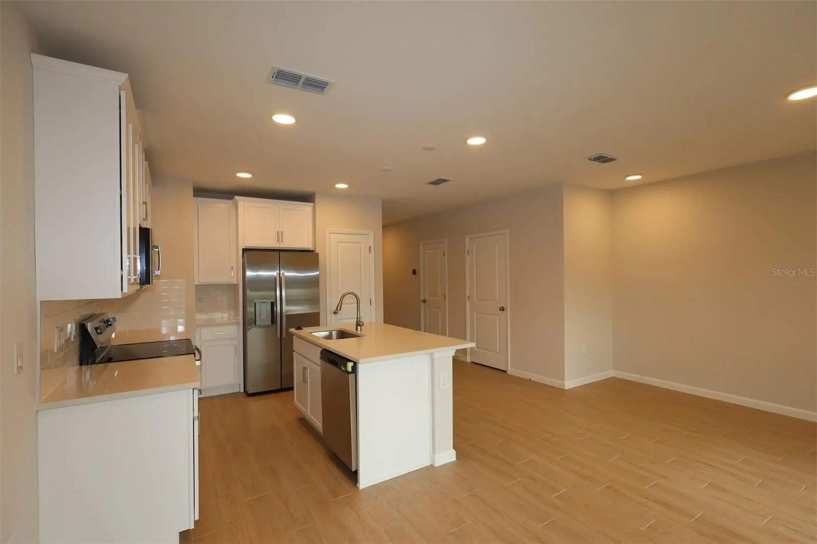 6108 Fellow Wagon Way, FL