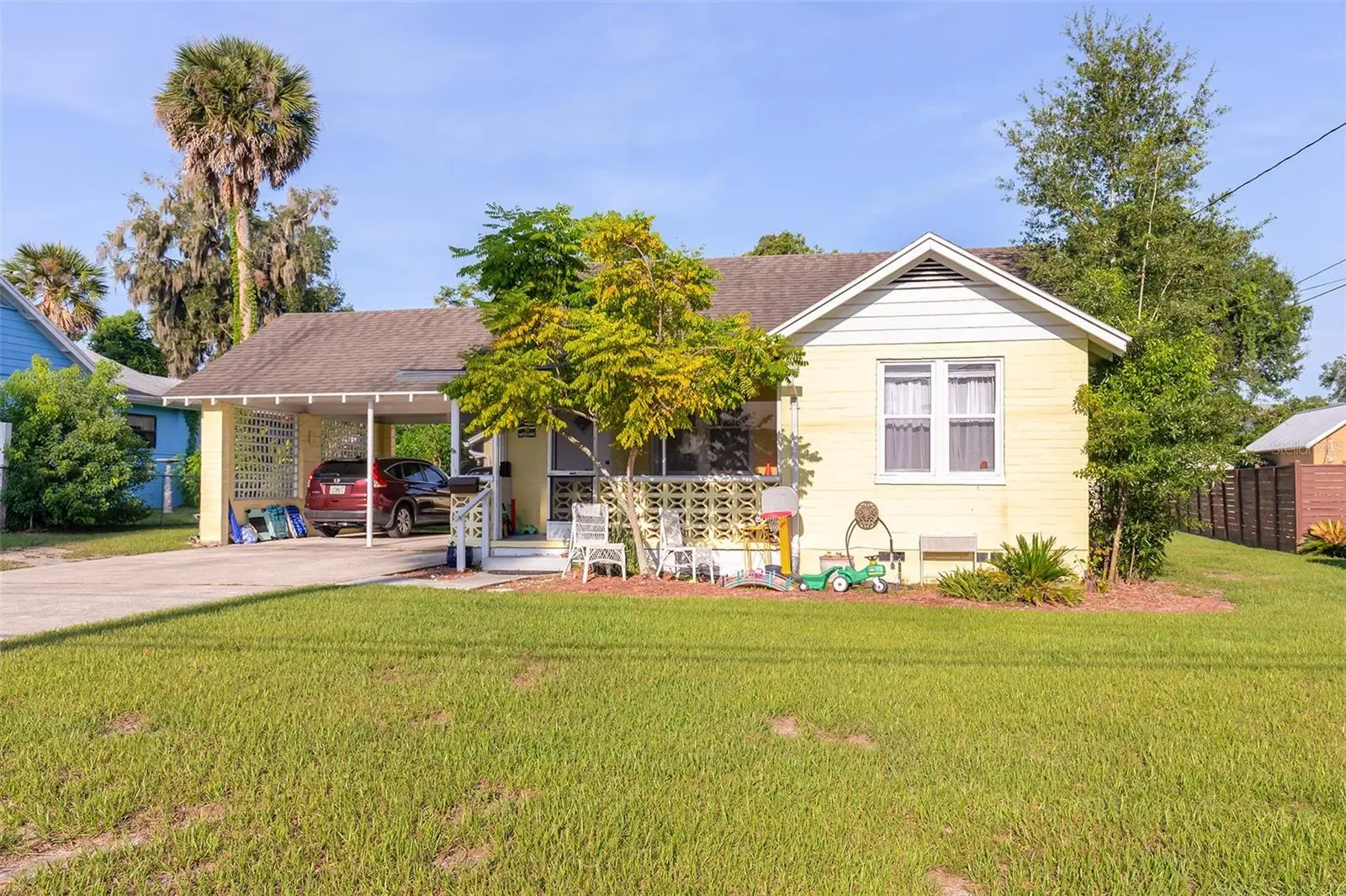 220 Adelle Avenue, FL