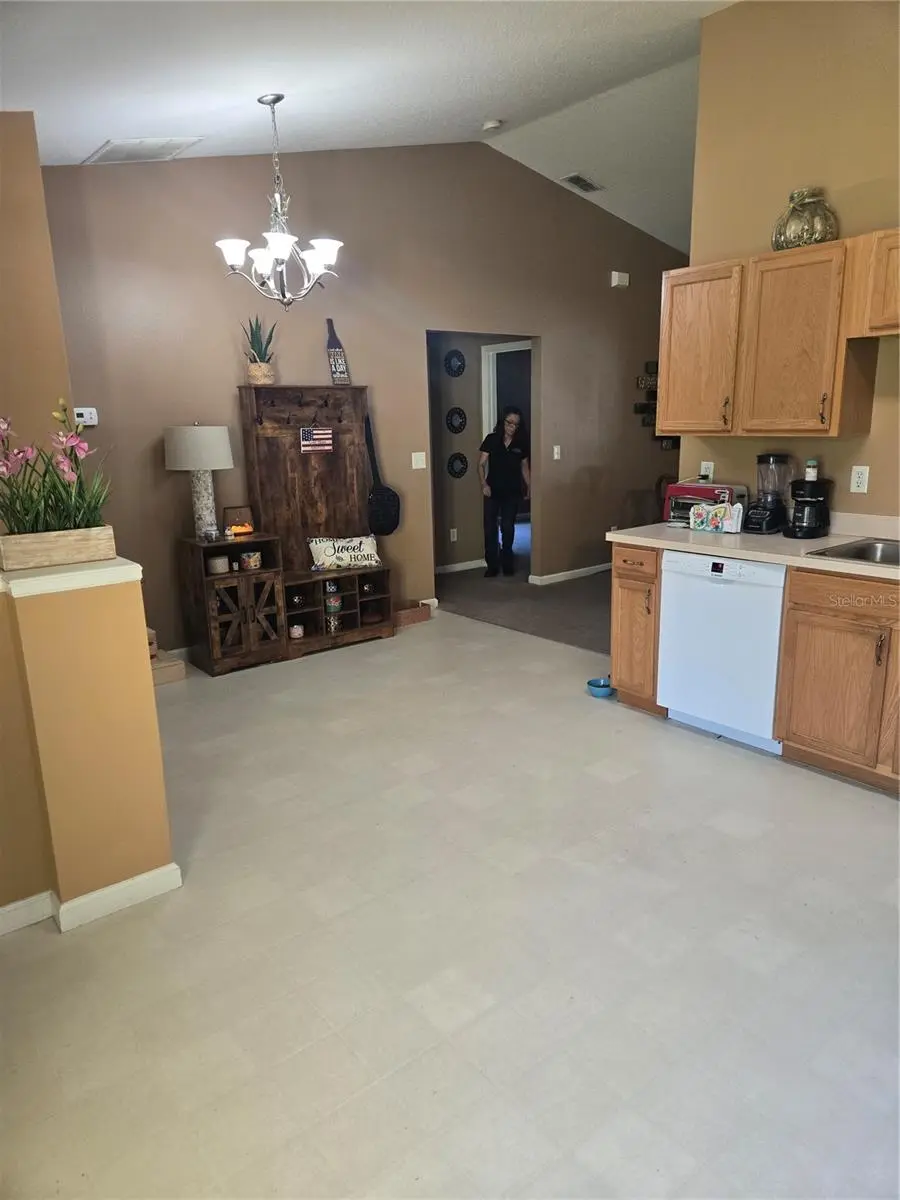 8 Fawn Lane, FL
