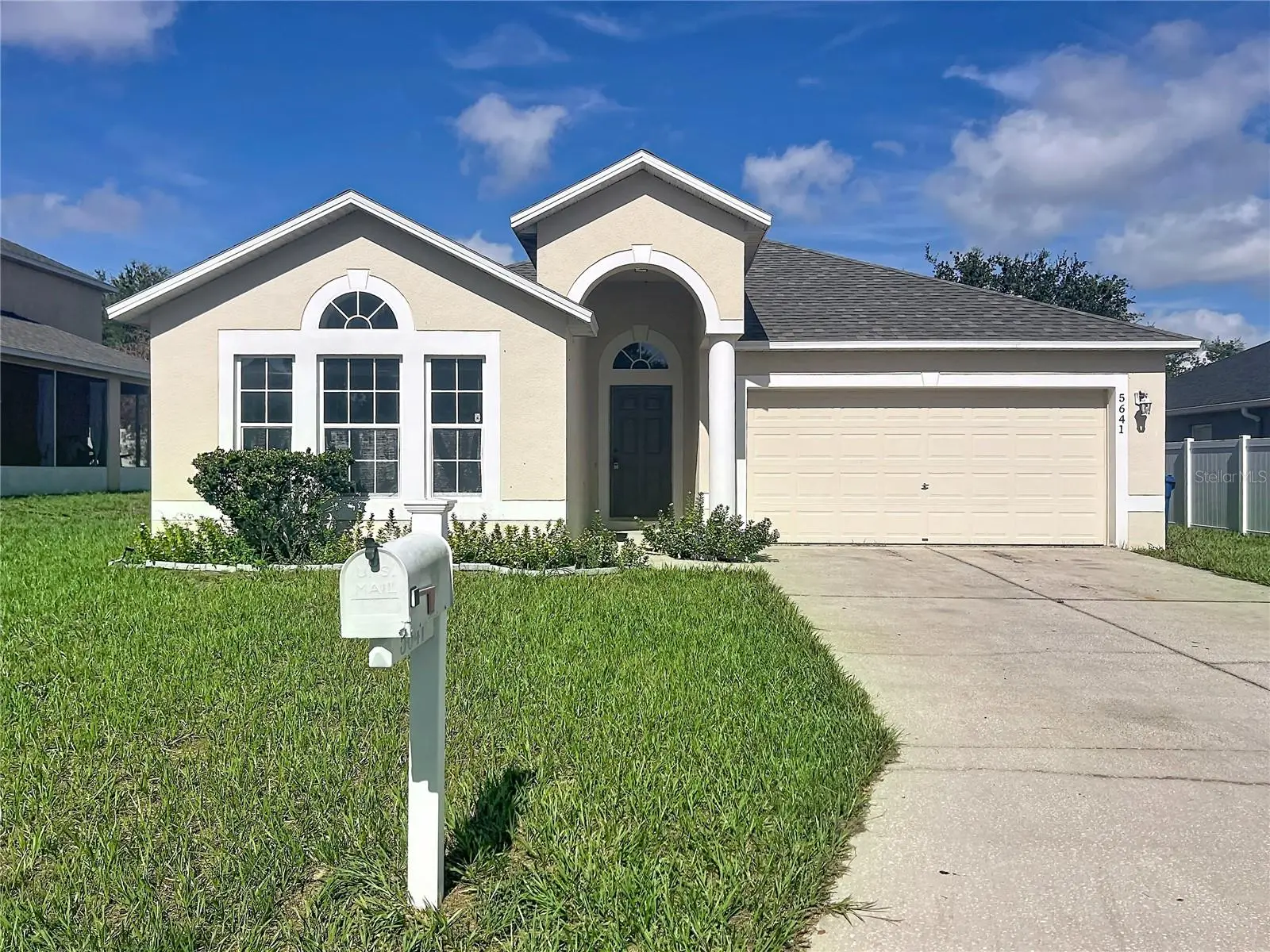 5641 Royal Hills Drive, FL