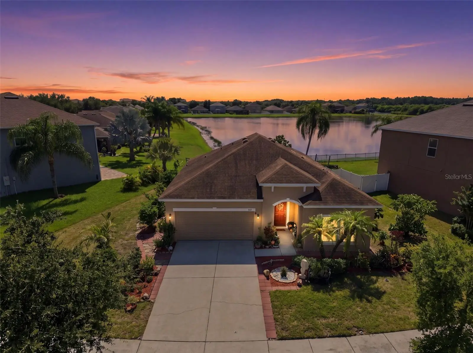 803 Parker Den Drive, FL