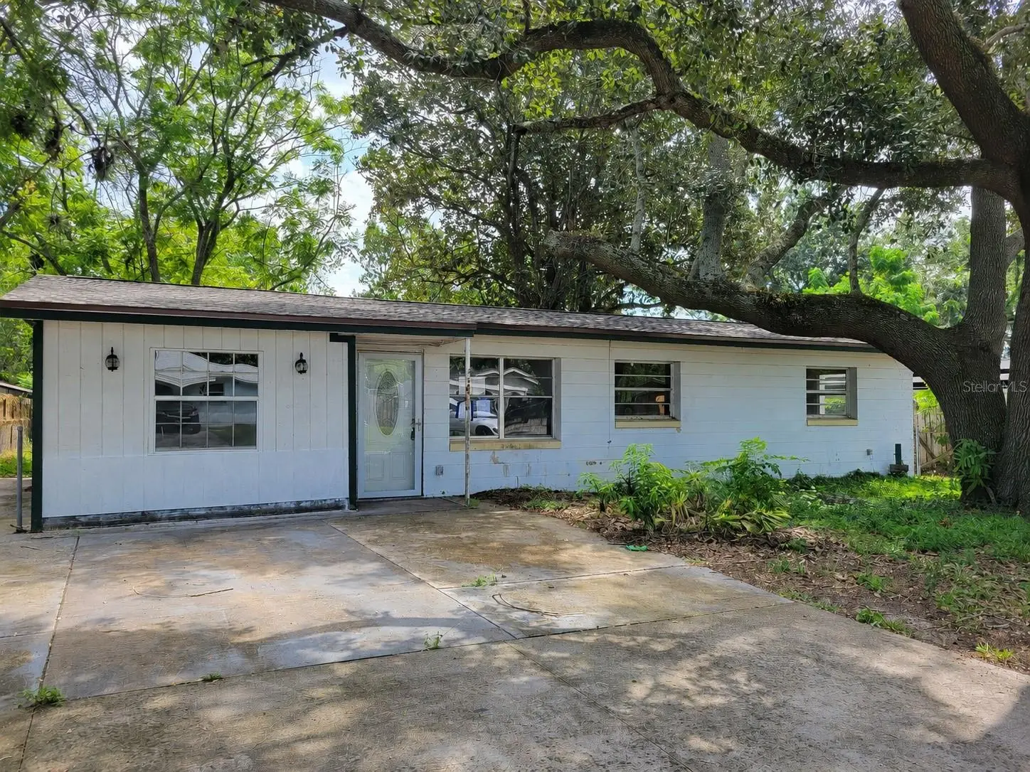 211 Ulysses Drive, FL