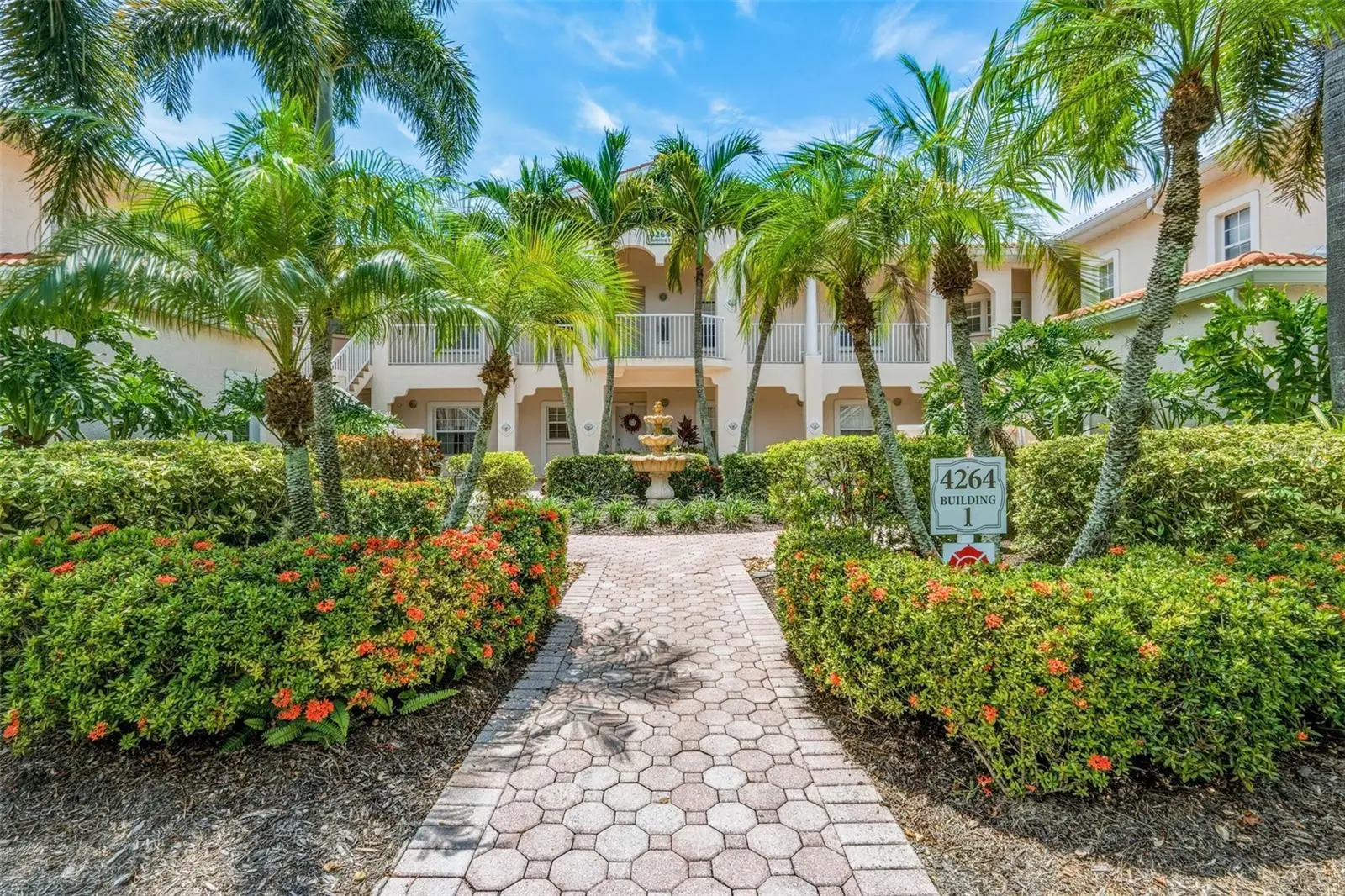 4264 Central Sarasota Parkway, FL