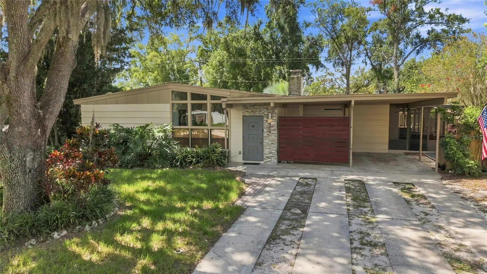 809 River Drive, FL