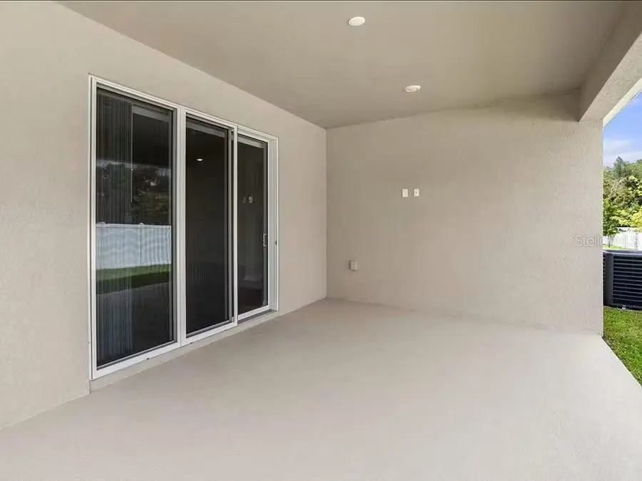 7636 6th Loop, FL