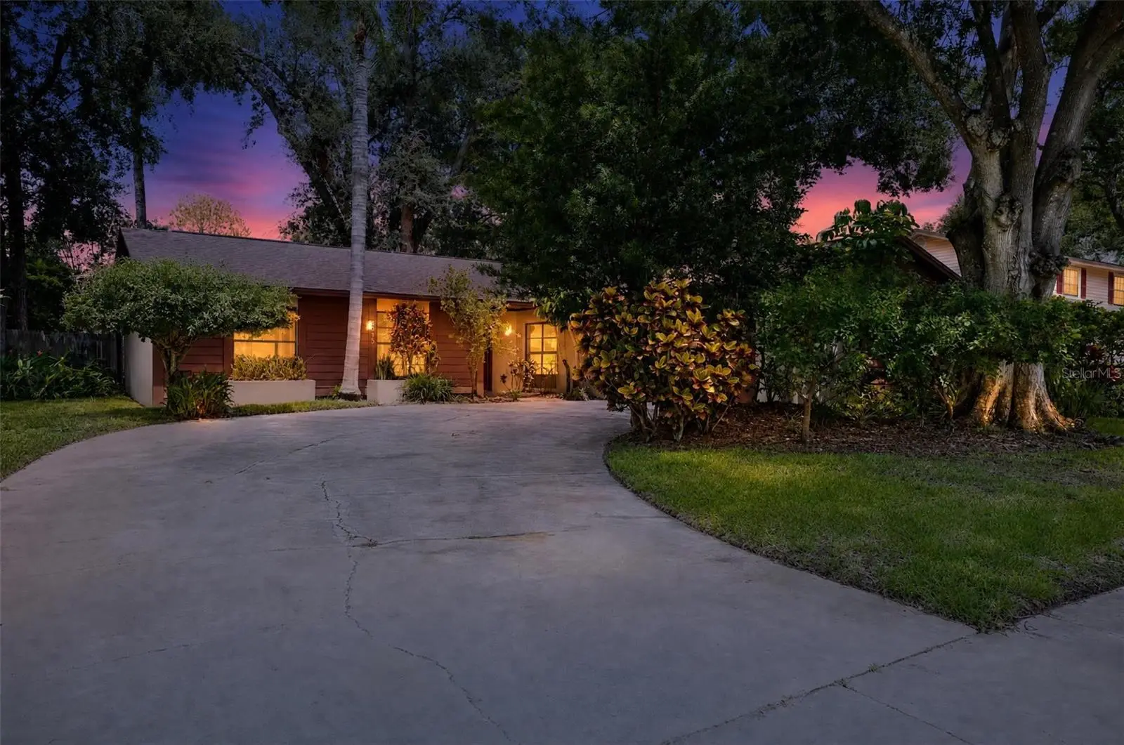 4015 Dellbrook Drive, FL