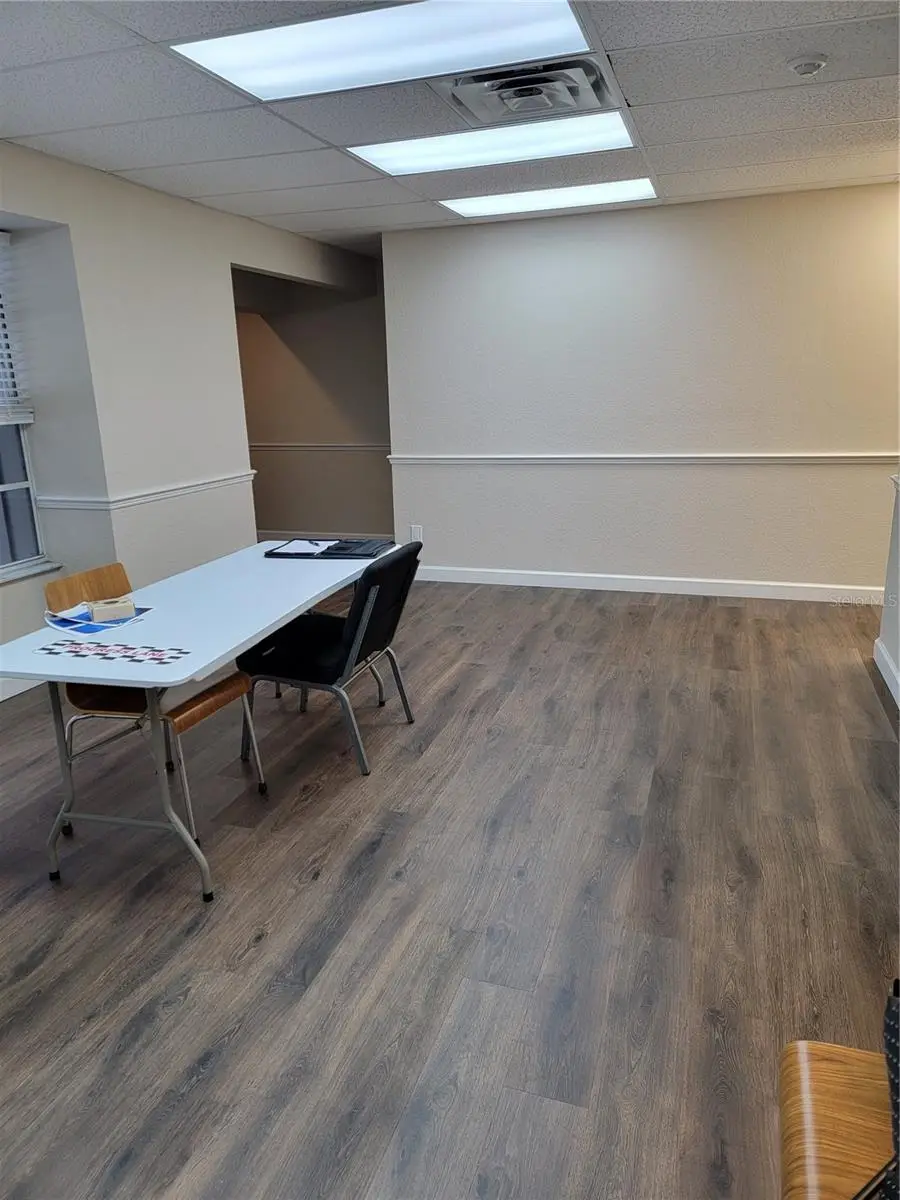 1521 Tamiami Trail, FL