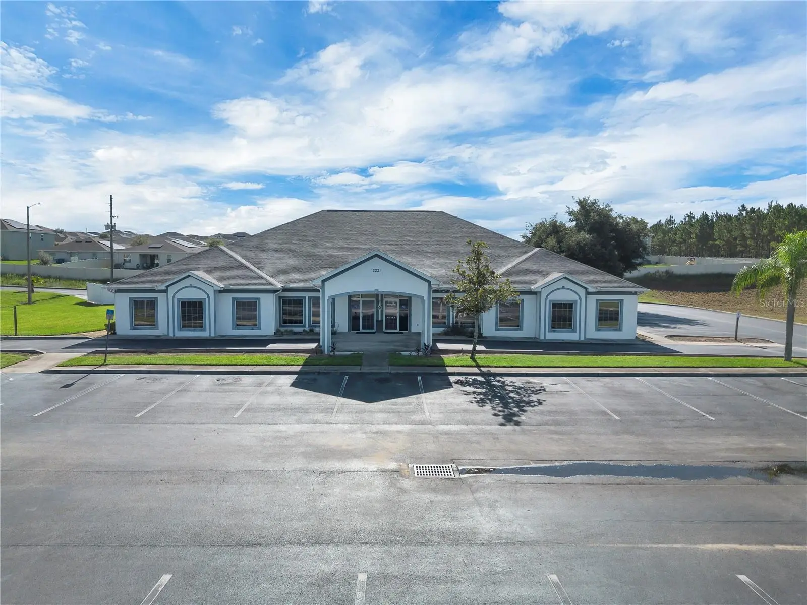 2221 North Boulevard, FL