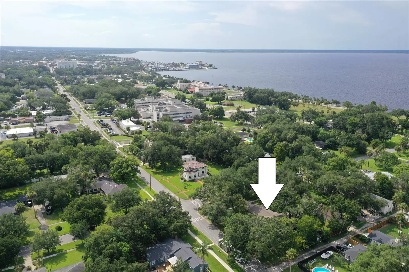 101 Elliott Avenue, FL