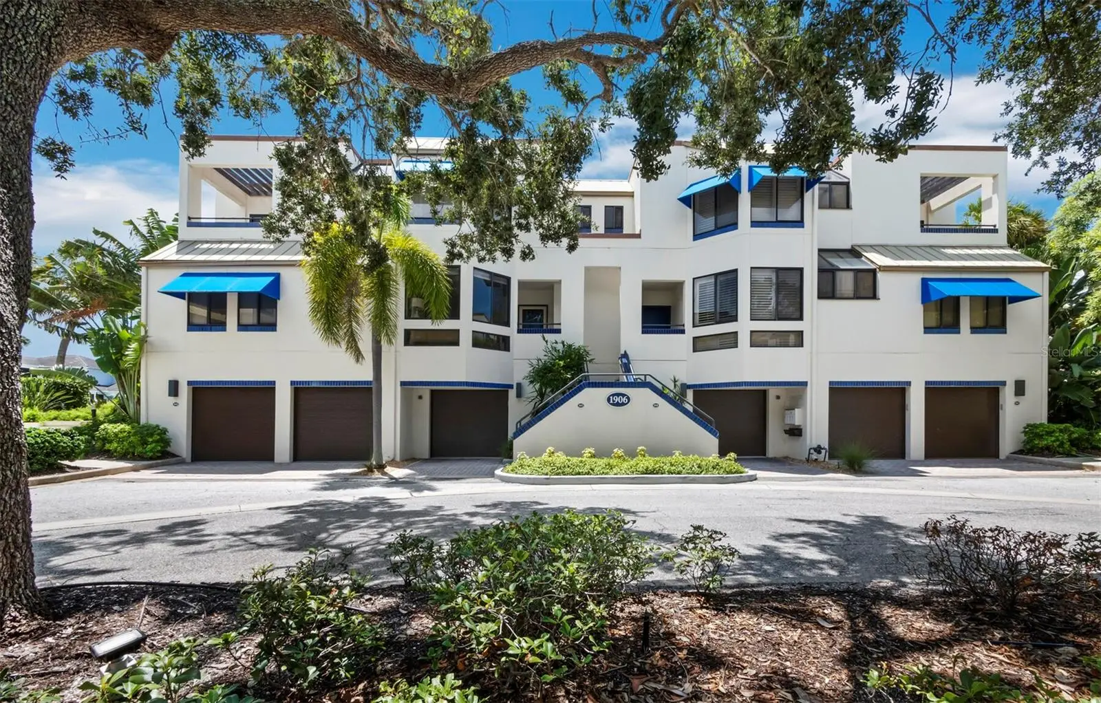 1906 Harbourside Drive, FL