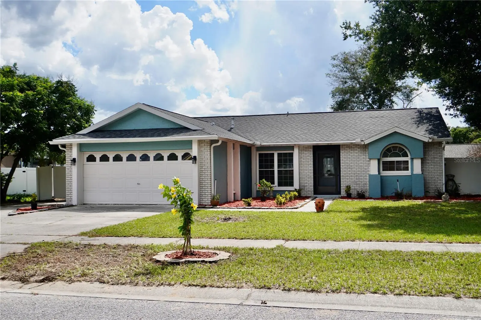 2205 Pink Grapefruit Trail, FL