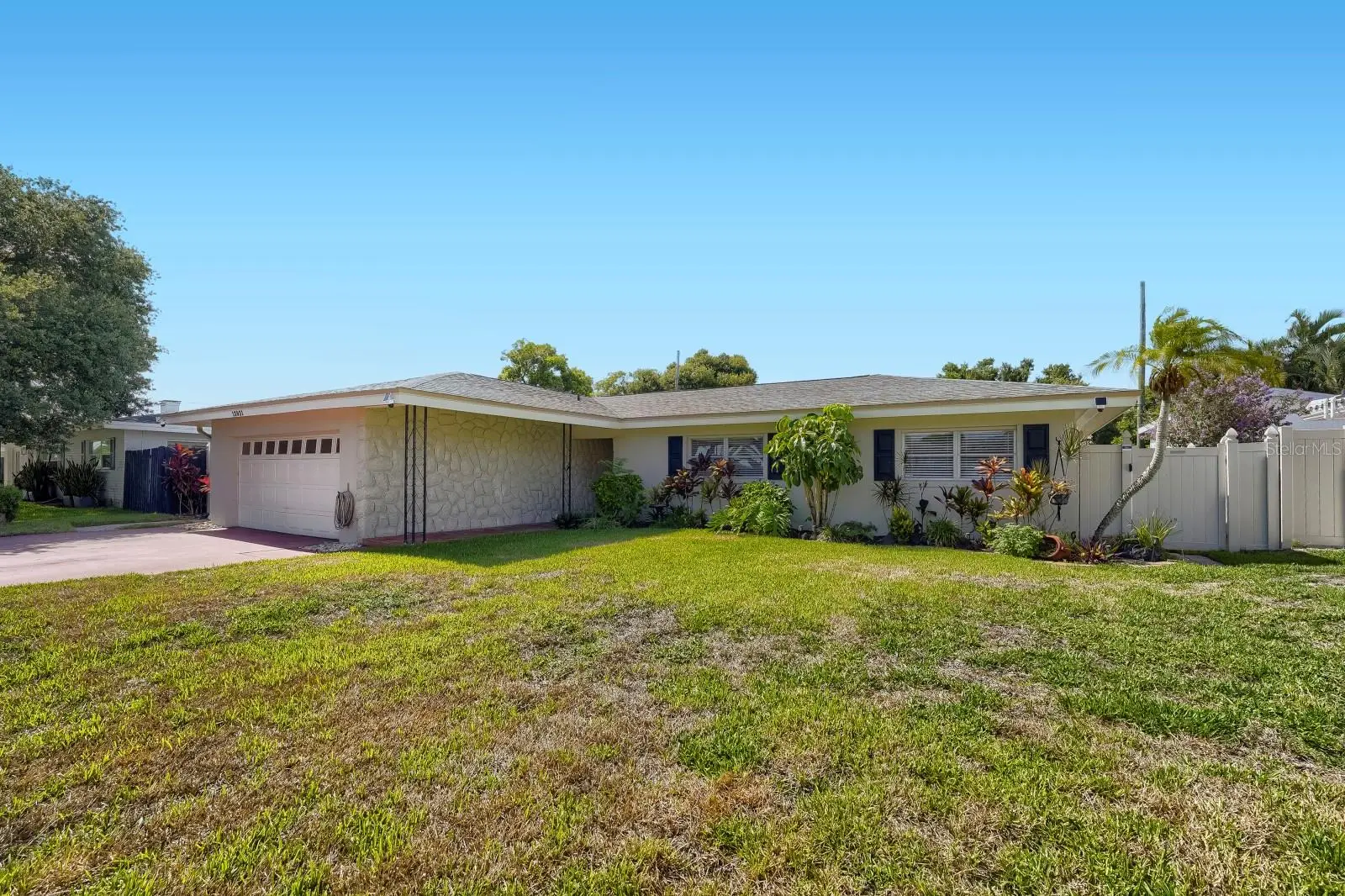 13931 Dominica Drive, FL