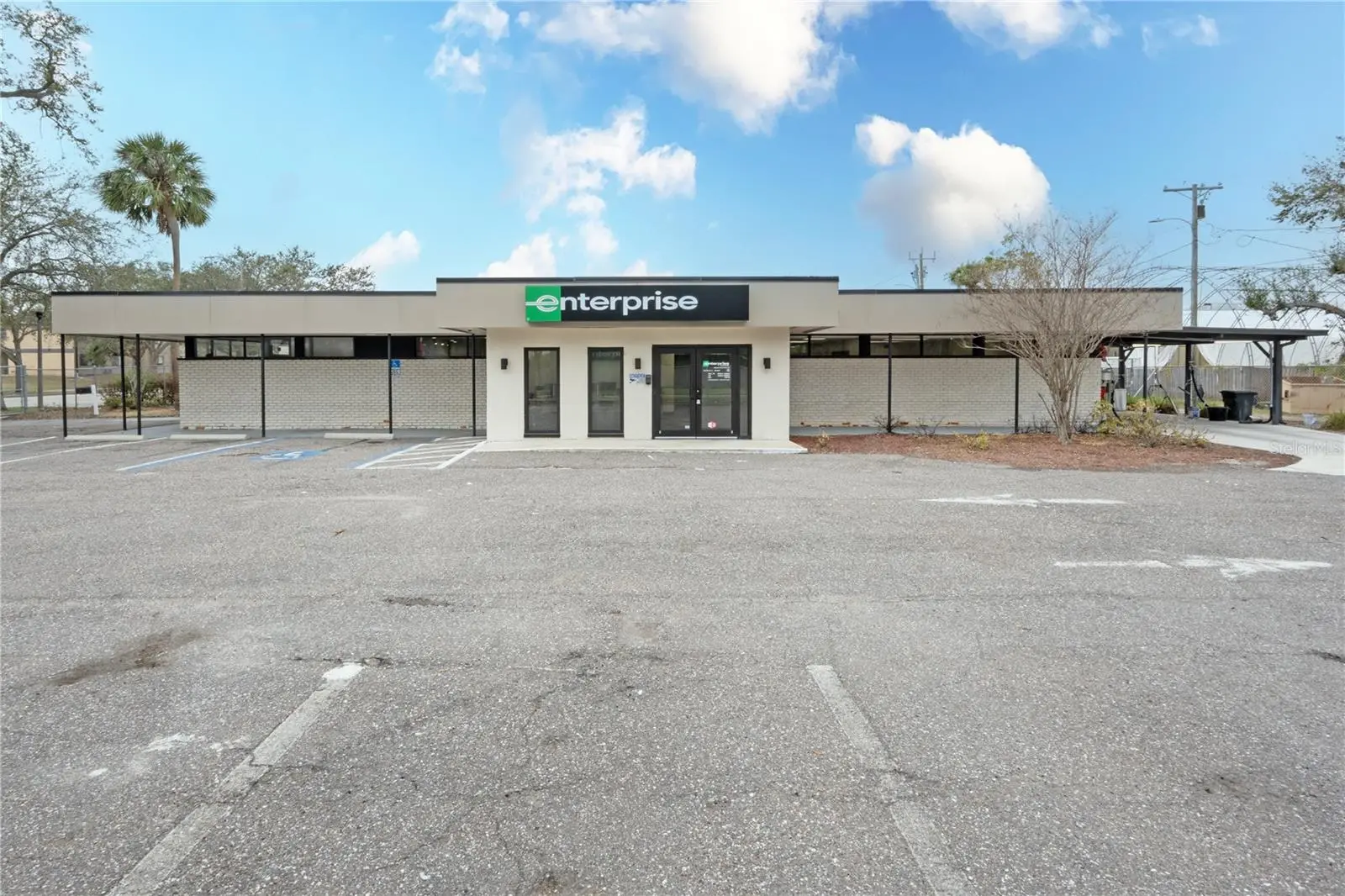 313 18th Ave S Street, FL