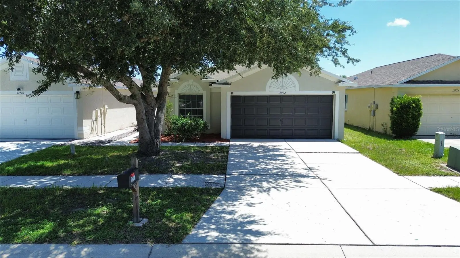 12922 Fieldmoor Court, FL