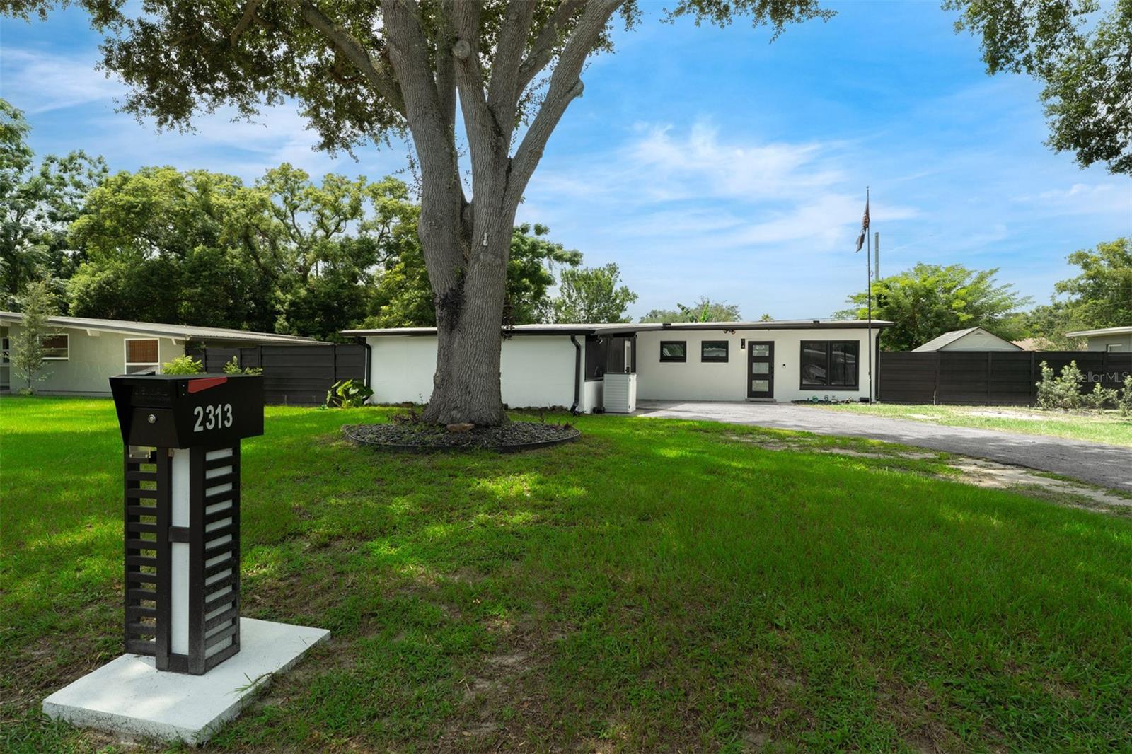 2313 Knoll Street, FL