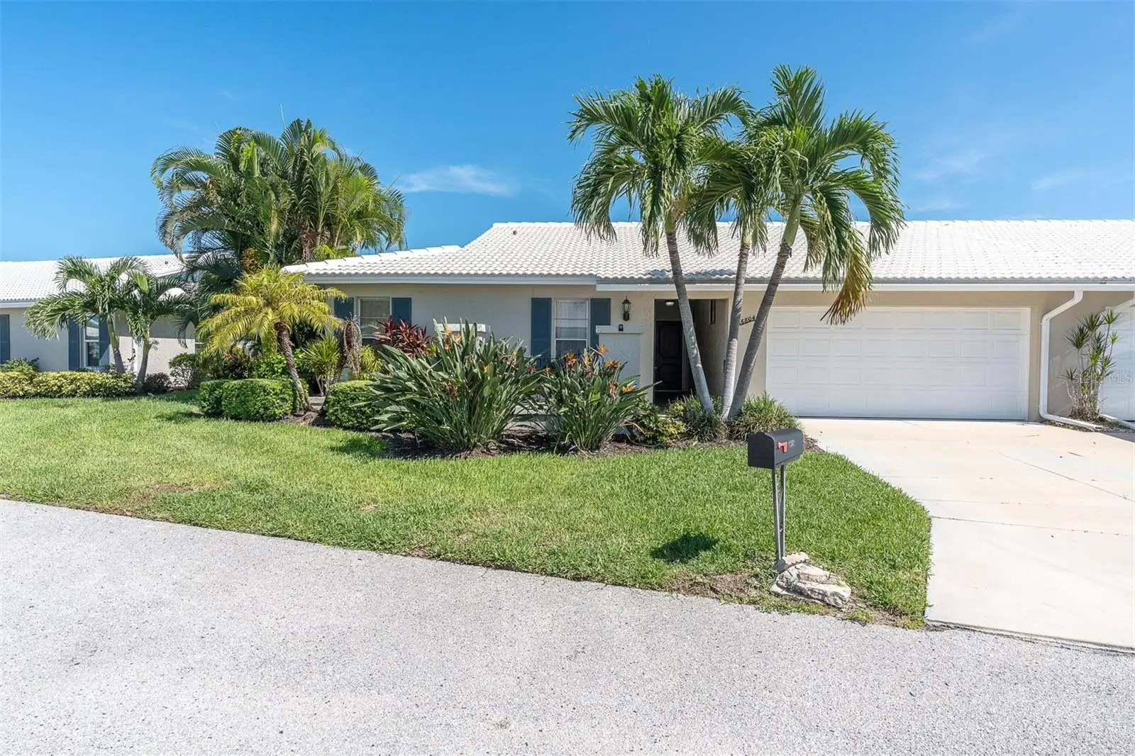 6804 W 8th Ave, FL