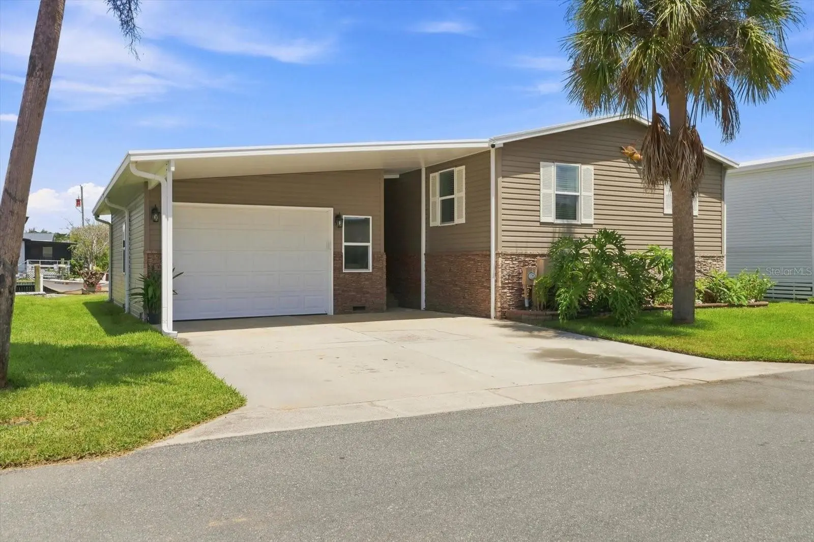 11639 Clearwater Court, FL