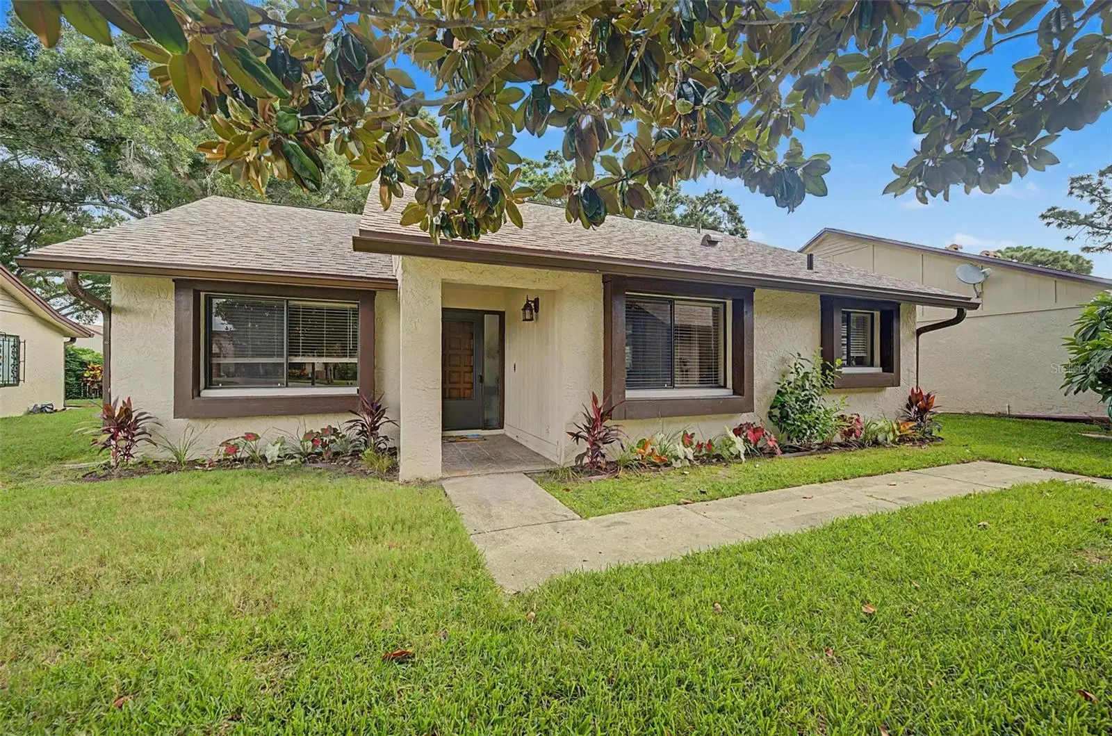 2218 Bay Berry Lane, FL