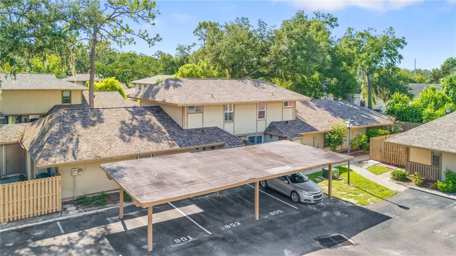 903 Buck Court, FL
