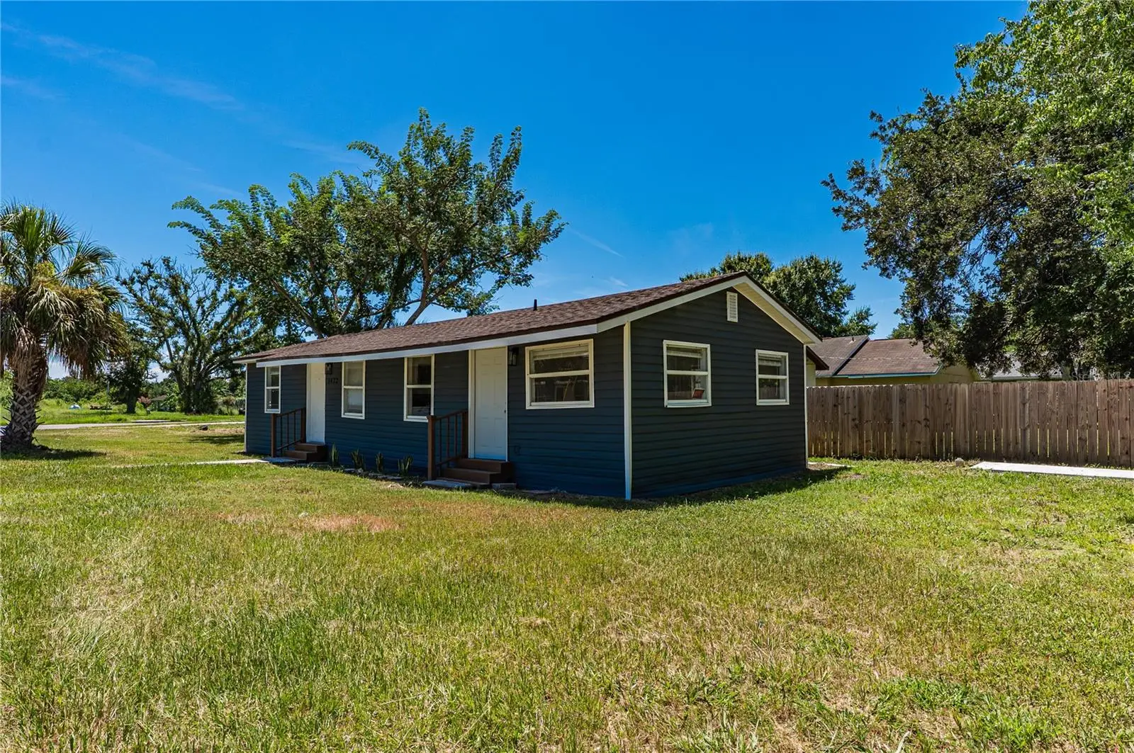 1422 Basin Street, FL