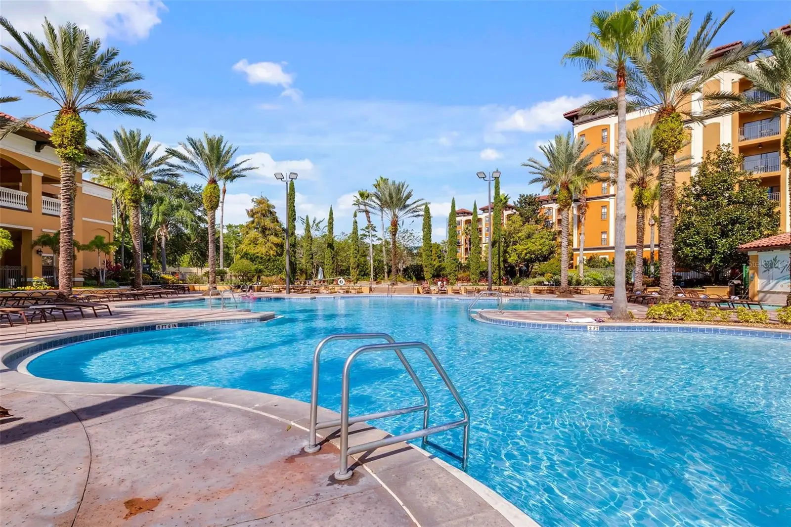 12521 Floridays Resort Drive, FL