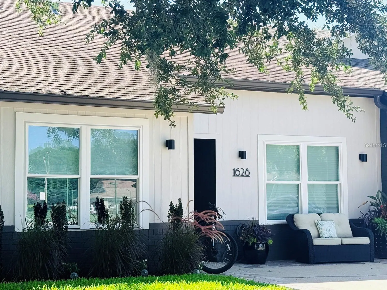 1628 Tropical Court, FL