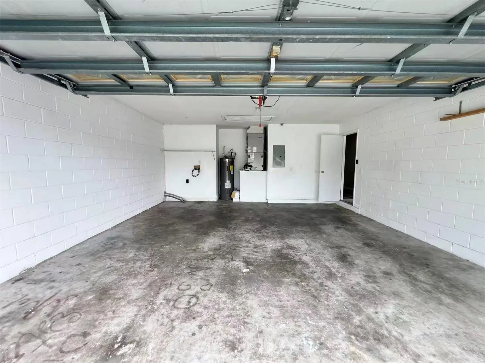 1275 Adirondack Court, FL