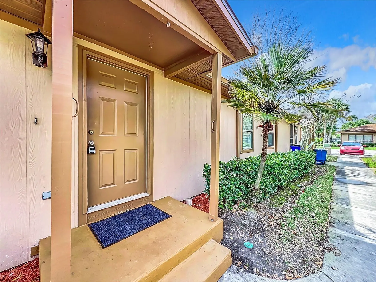 300 Eron Way, FL
