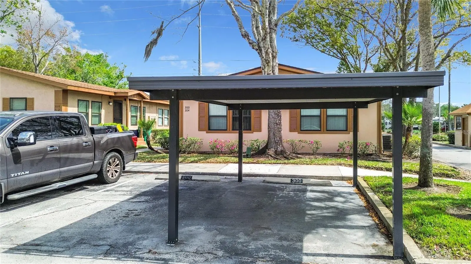 300 Eron Way, FL
