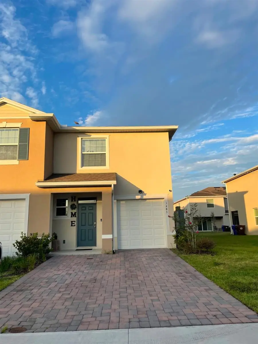 1485 Isleta Loop, FL
