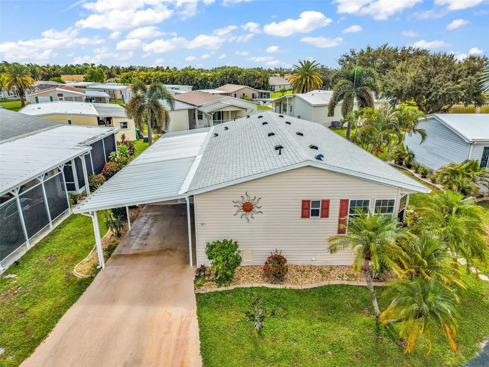 1000 Kings Highway, FL