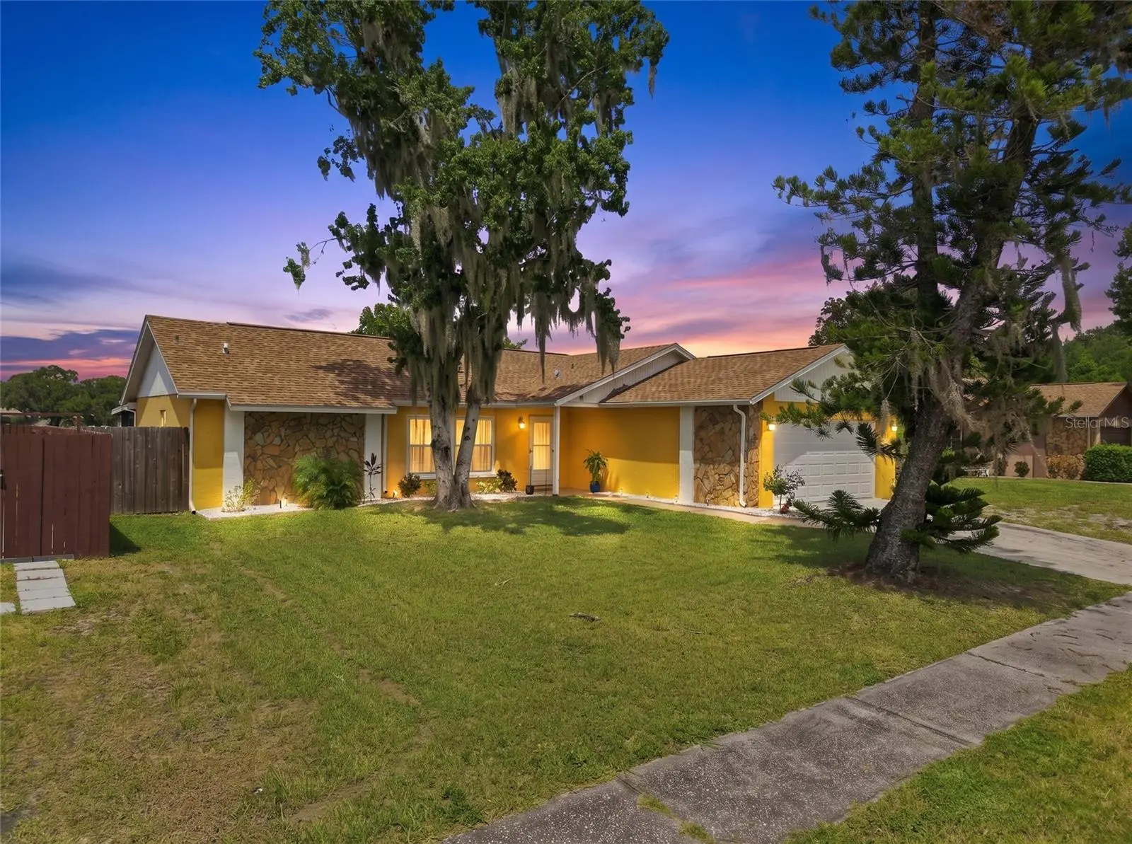 7301 Bramblewood Drive, FL