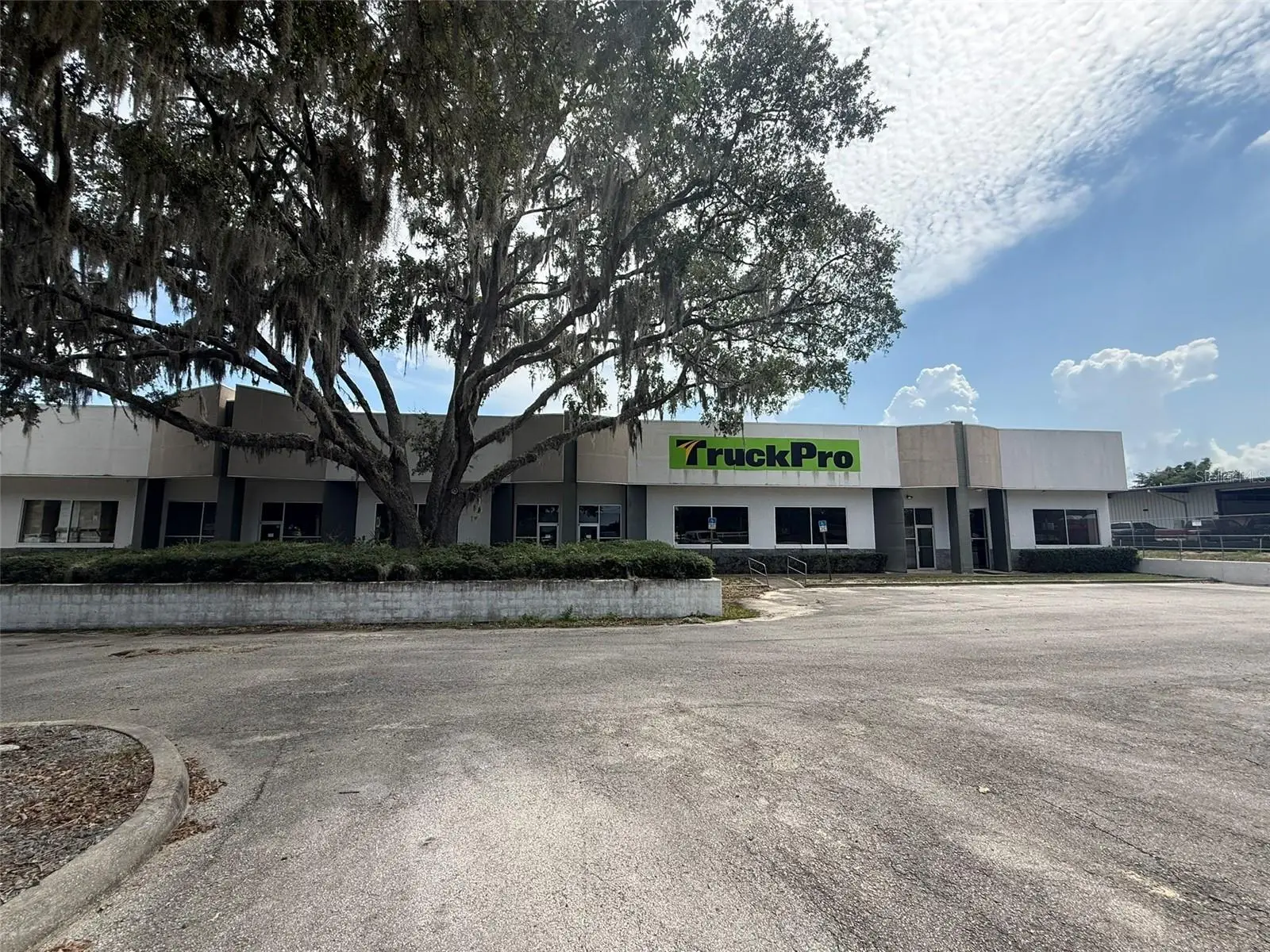 5042 Highway 40, FL