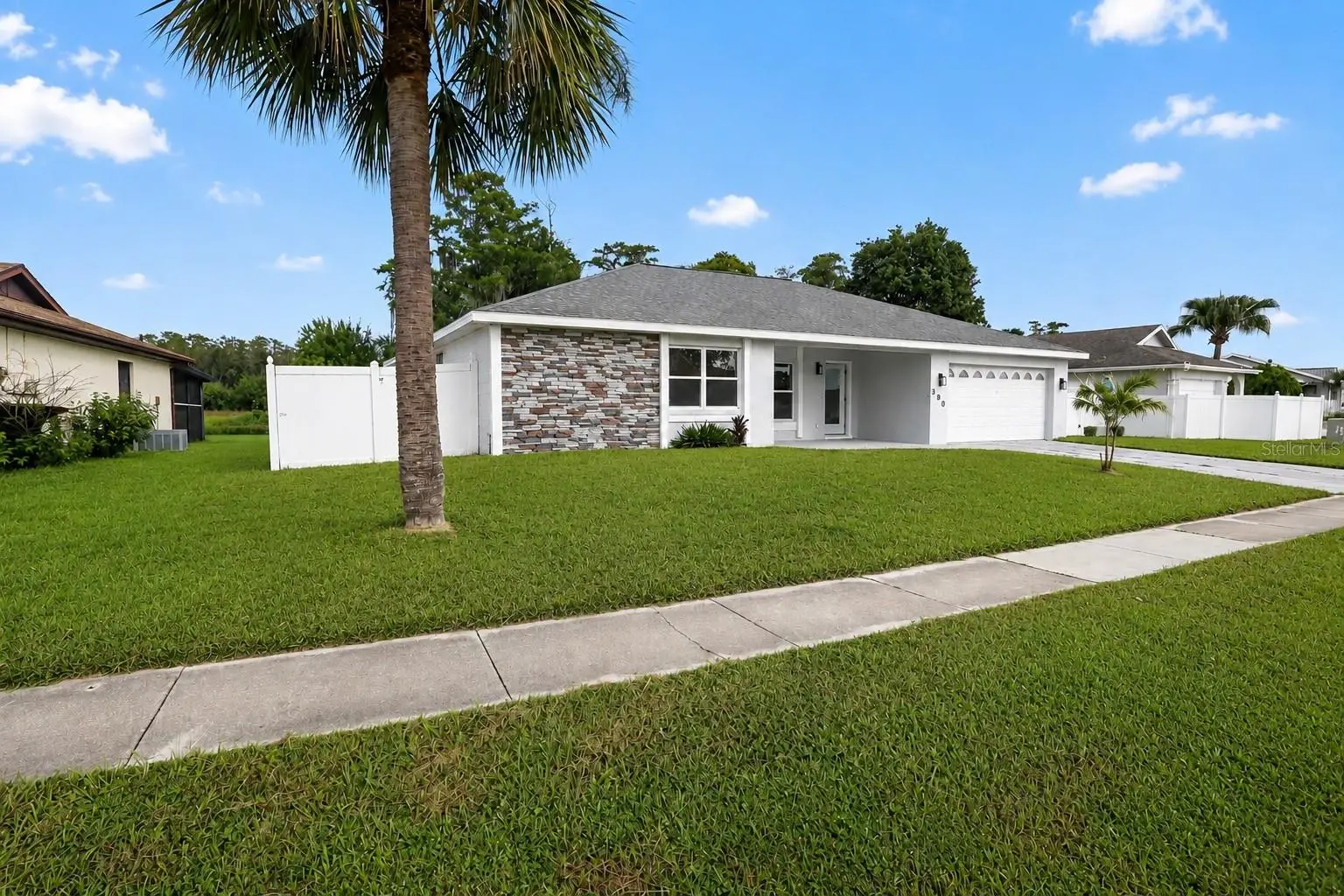 380 Buttonwood Drive, FL