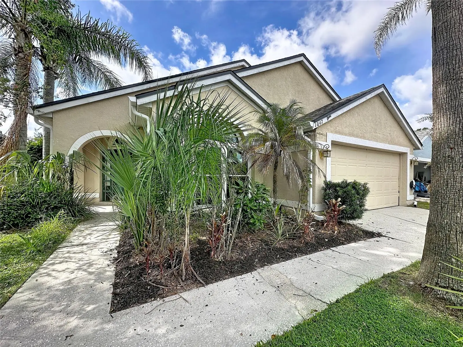 1047 Kelly Creek Circle, FL