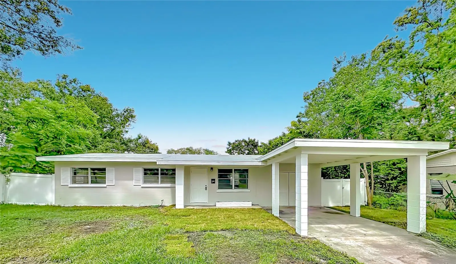 304 Sunnyhill Lane, FL