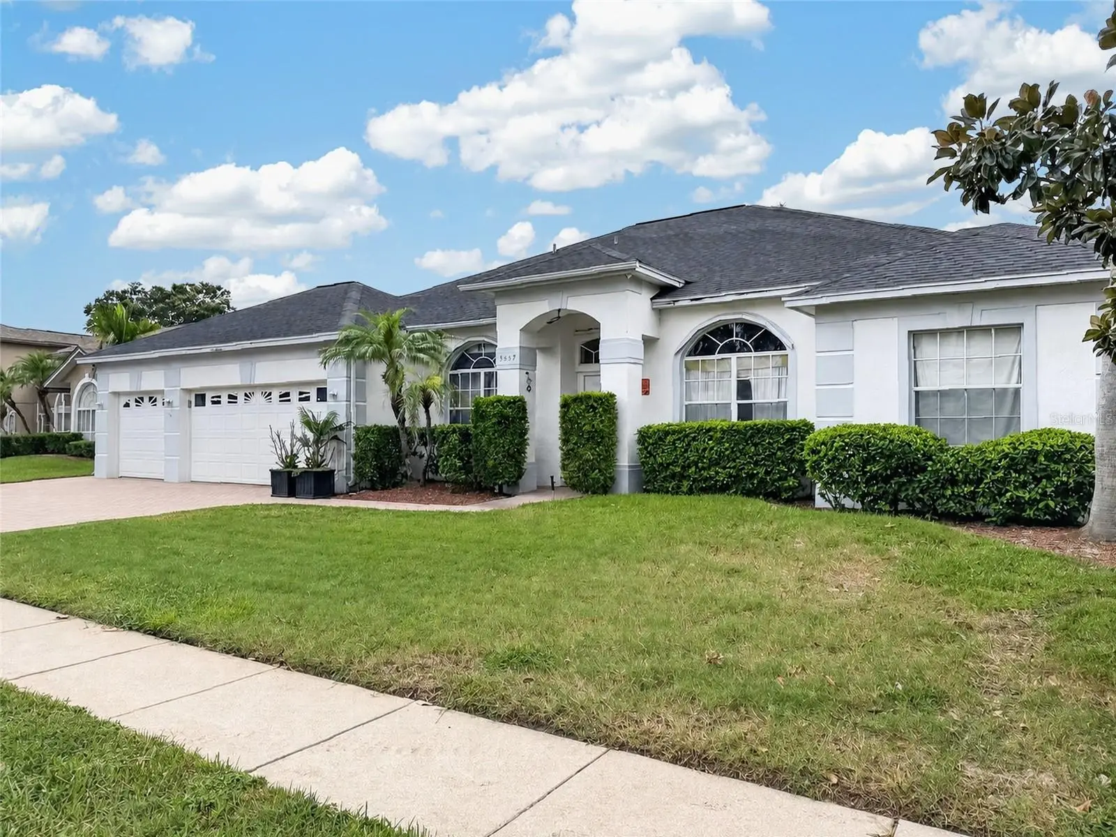 3637 Devereaux Court, FL