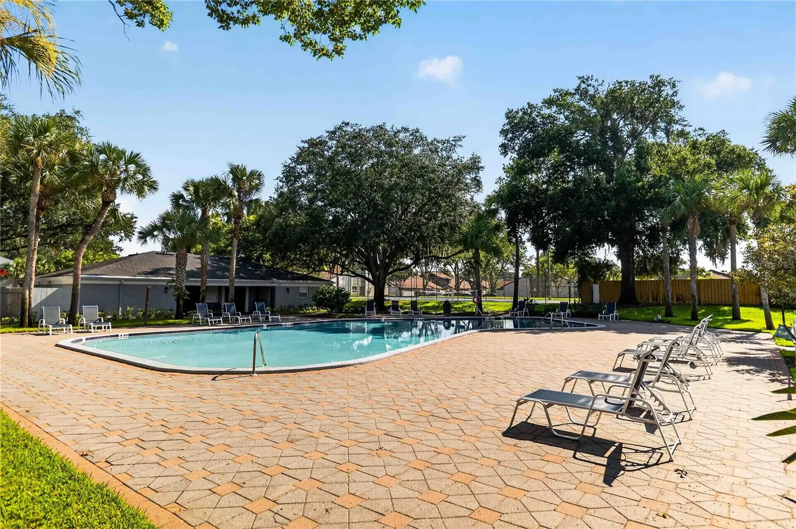 285 Lewfield Circle, FL