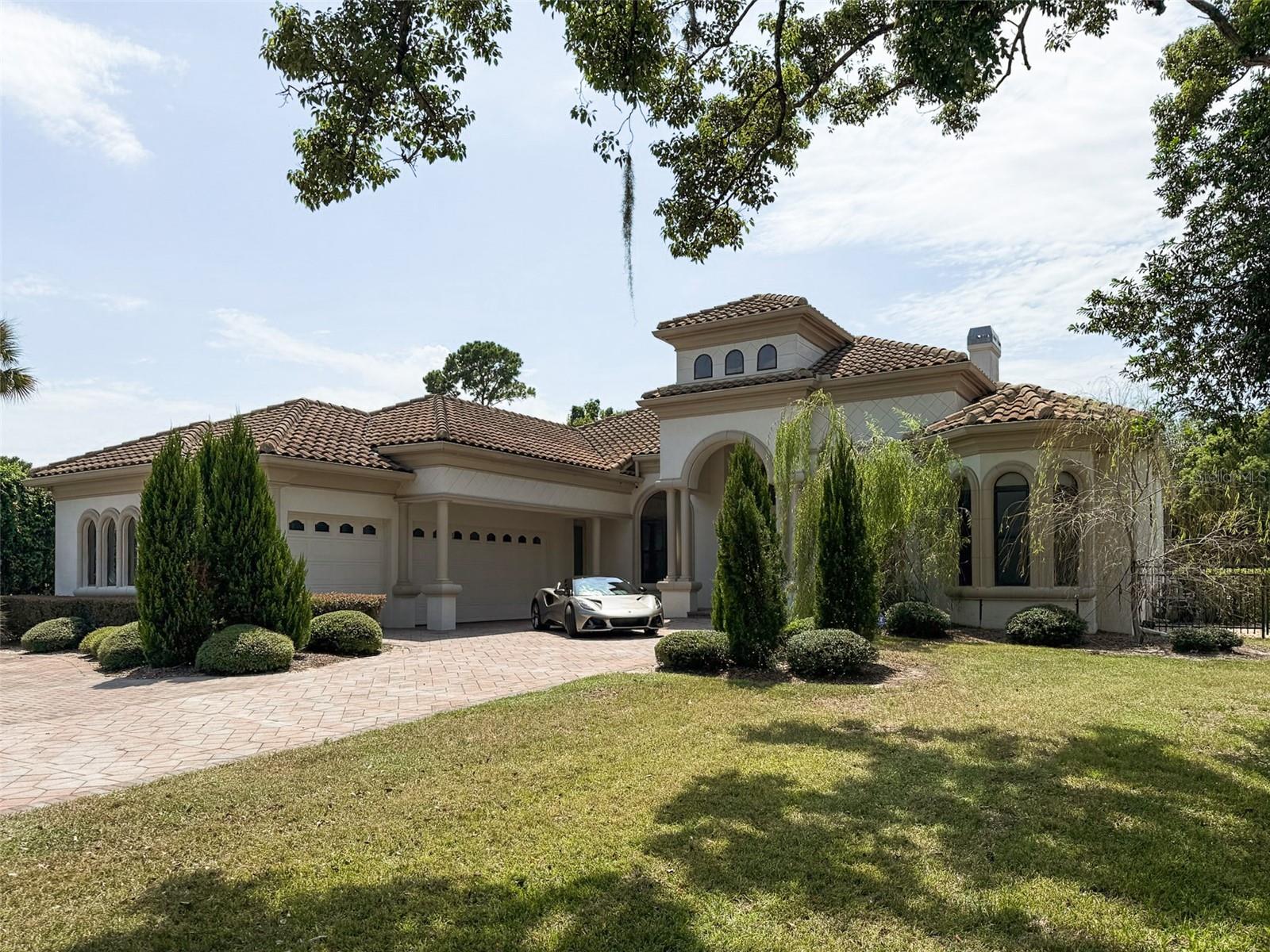 1480 Hempel Avenue, FL