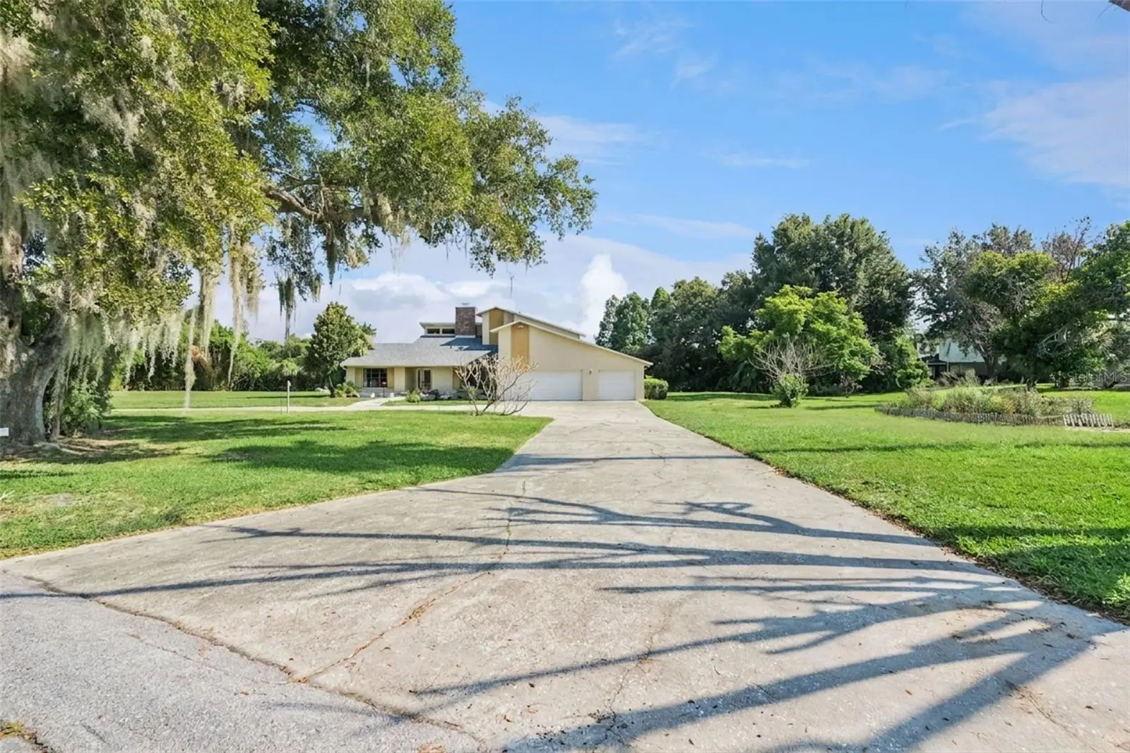 25 Lakewood Causeway, FL