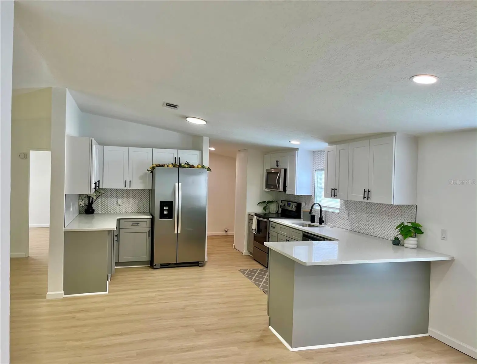 109 3rd Street, FL