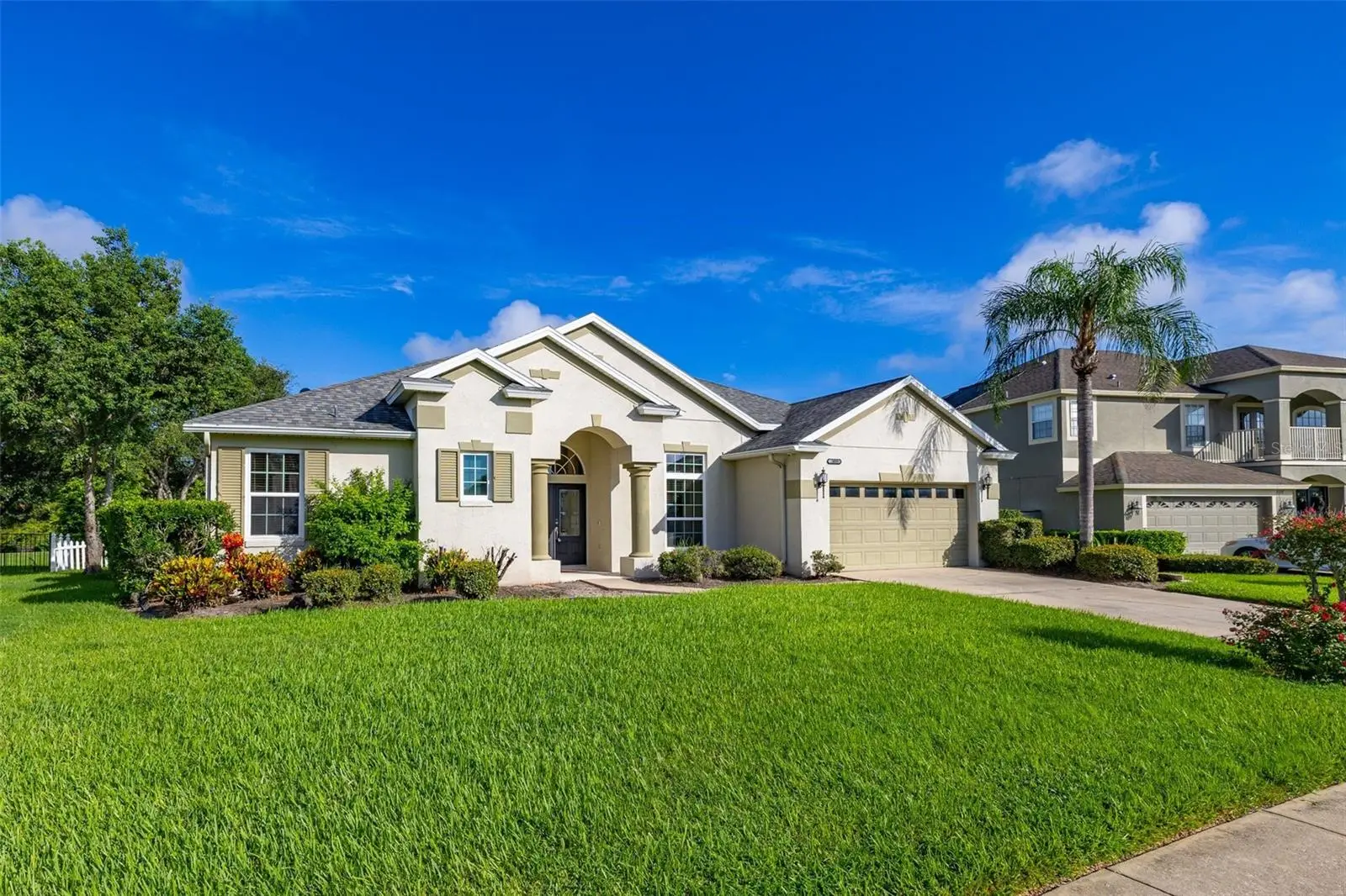 2039 Harbor Cove Way, FL