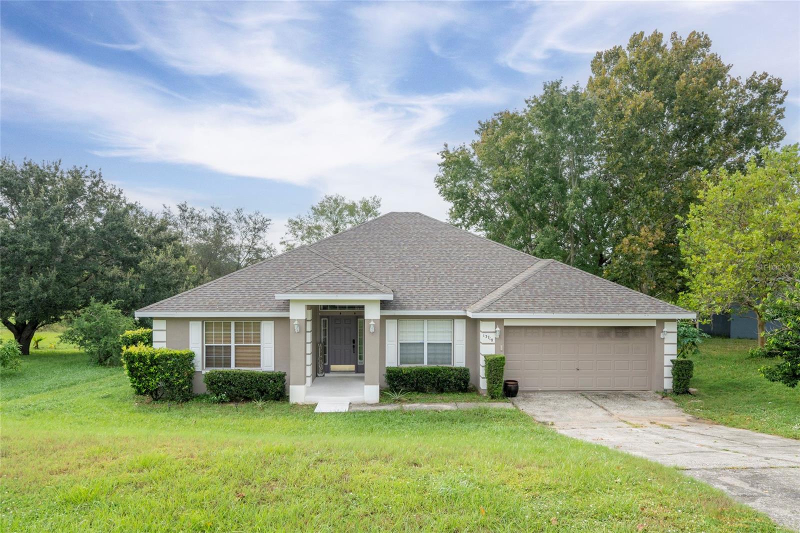 13718 Colina Court, FL
