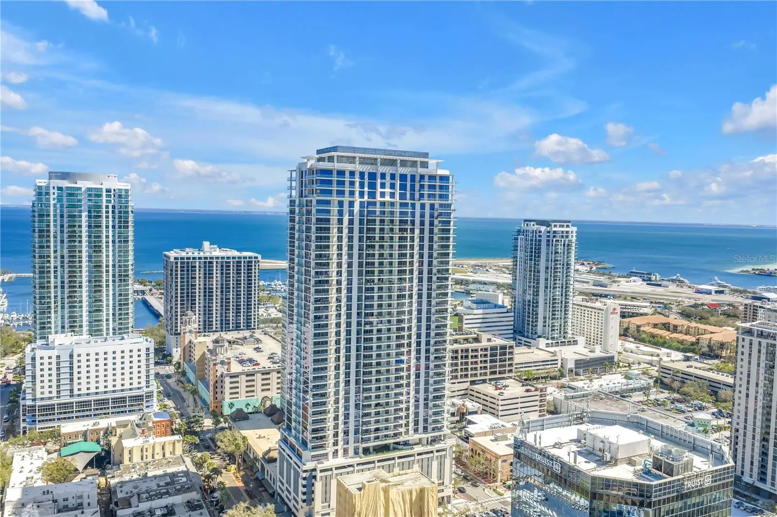 275 1st Avenue, FL