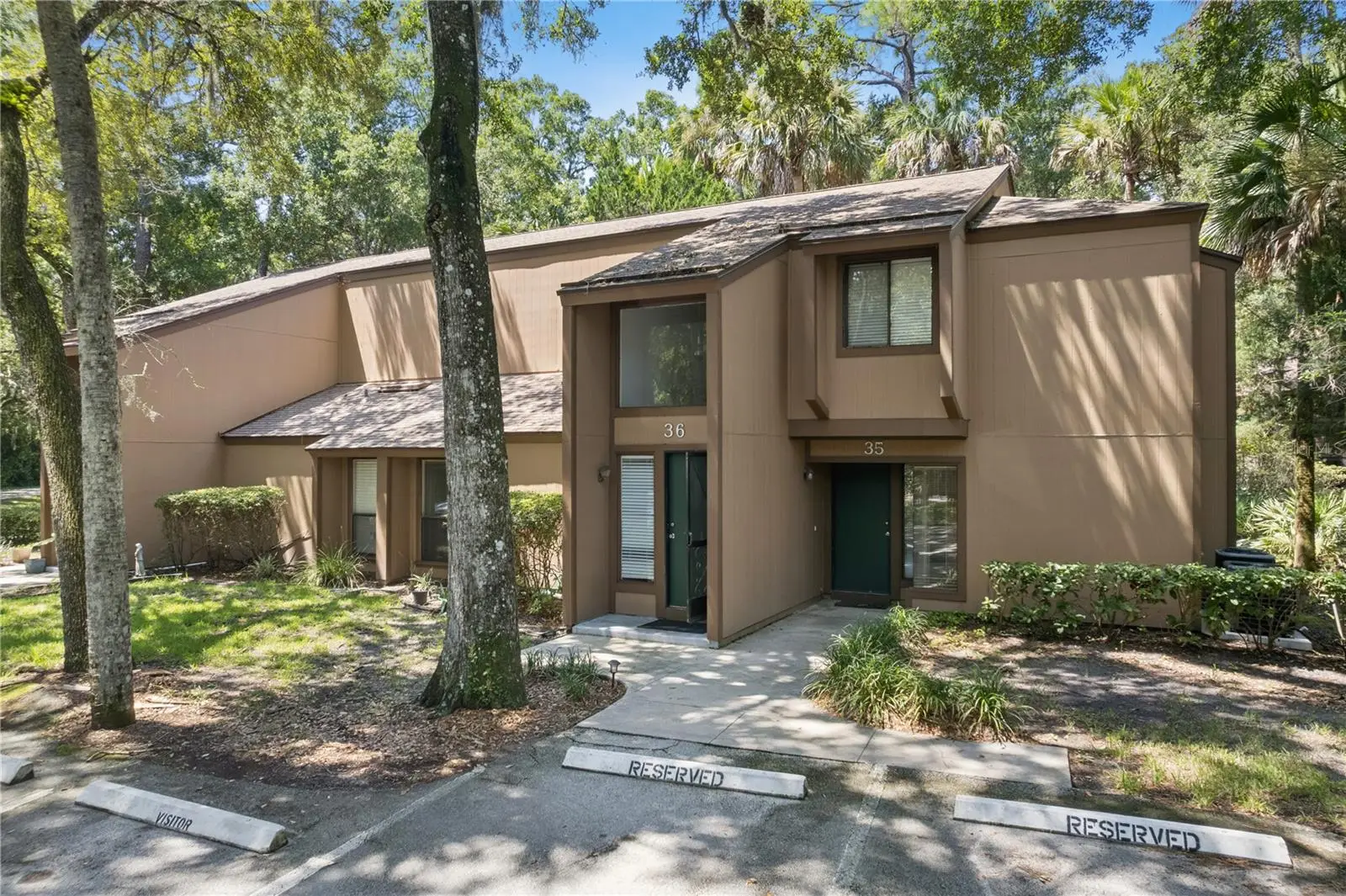 35 Fairways Circle, FL